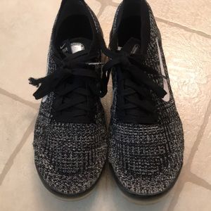 Men’s Black and White Vapor Max Sneaker